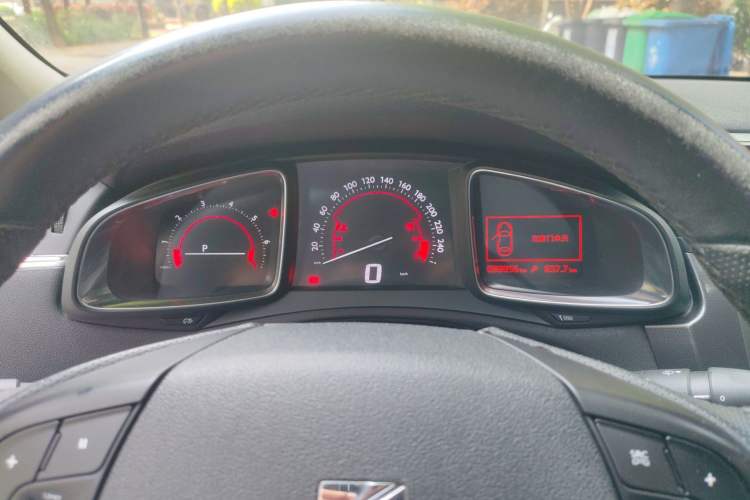 Used DS 6 2014 1.6T Elegant Version THP160 Instrument Cluster