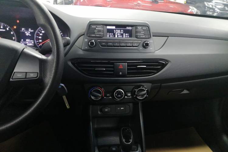 Used Hyundai Celesta 2020 1.6L Automatic GL Enjoyable Edition
