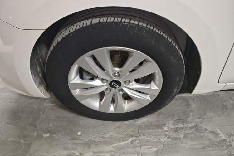 Used Kia K4 2014 1.8L Automatic GLS
