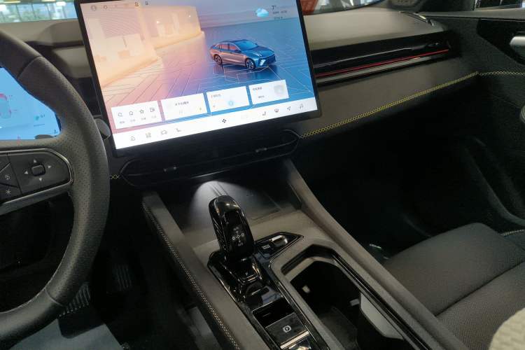 Used Lynk & Co 03 2025 1.5TD DCT Champion Edition Pro
