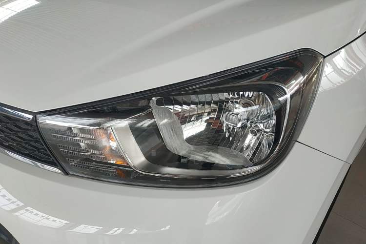 Used Kia Pegas 2019 1.4L Manual Value Edition National VI Standard Left Front Headlight