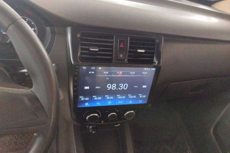 Used Wuling Rongguang V 2019 1.5L Standard Version China VI LAR
