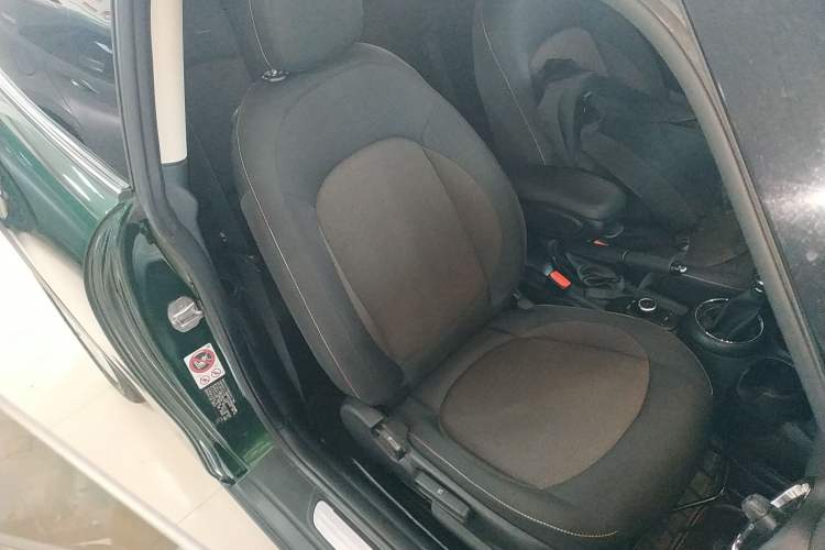 Used MINI 2016 1.2T ONE Pioneer Edition Right Front Seat
