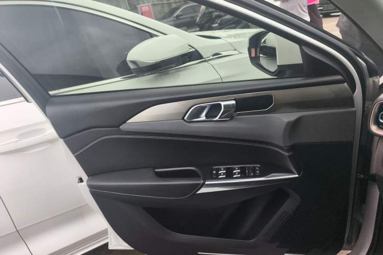 Used Lynk & Co 03 2018 1.5TD DCT Version China V Standard