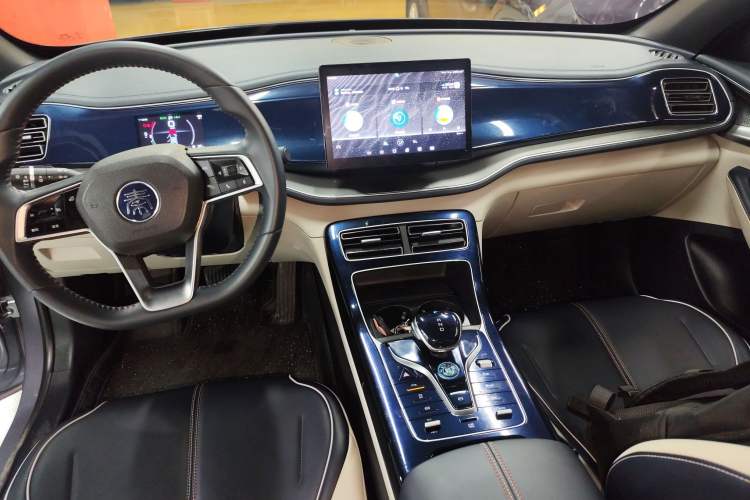 Used BYD Qin PLUS 2021 DM-i 55KM Flagship Model Gear Lever