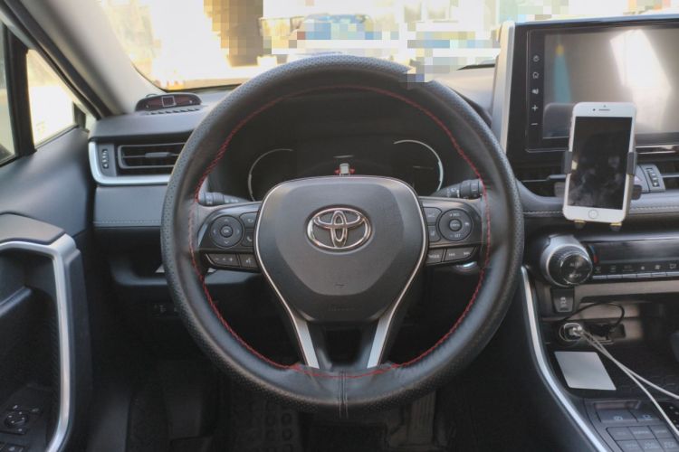 Used Toyota RAV4 2020 2.0L CVT 4x4 Trend Edition
