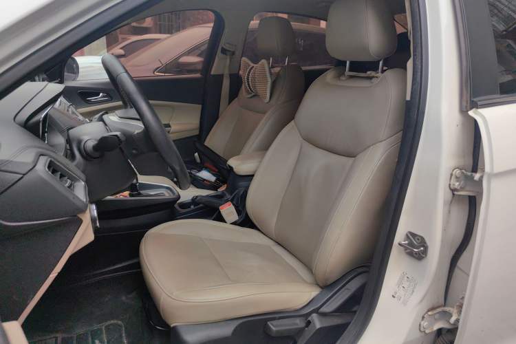 Used Ford Escort 2015 1.5L Automatic Fashion Model