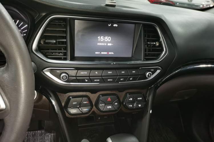 Used GAC Trumpchi GS4 2017 235T Automatic Two-Wheel Drive Luxury Smart Connectivity Version
