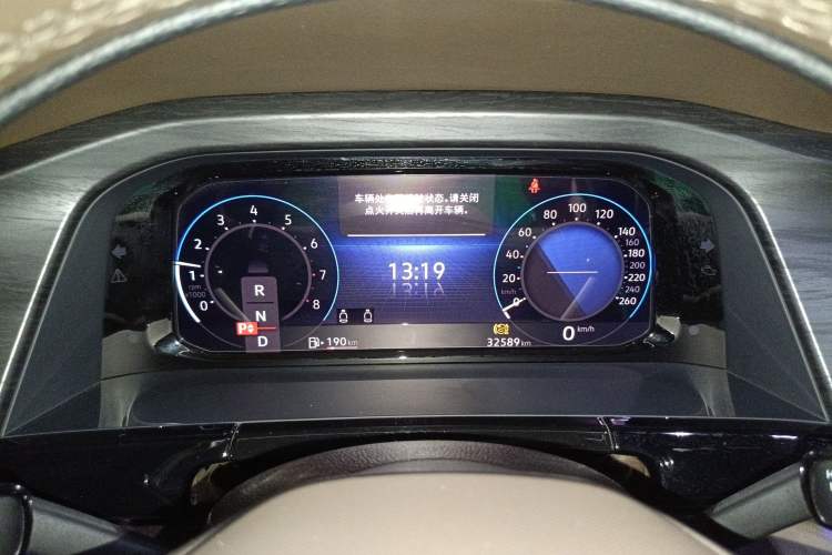Used Volkswagen Viloran 2023 Revised Version 380TSI Luxury Edition Instrument Cluster