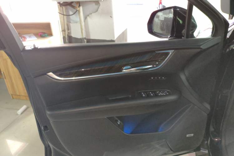 Used Cadillac XT5 2018 25T Luxury Model