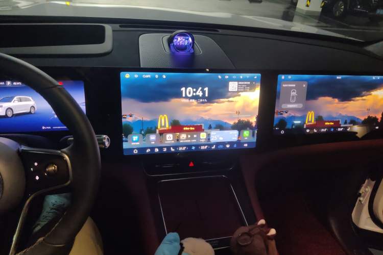 Used Hima AITO M8 2025 Extended-Range Ultra Version 53.4 kWh 6-Seater Edition
