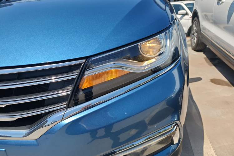 Used Roewe RX5 2016 20T Two-Wheel Drive Automatic Internet Smart Edition