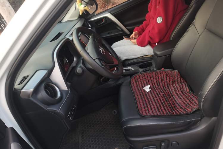 Used Toyota RAV4 2016 2.5L Automatic 4x4 Elite Edition
