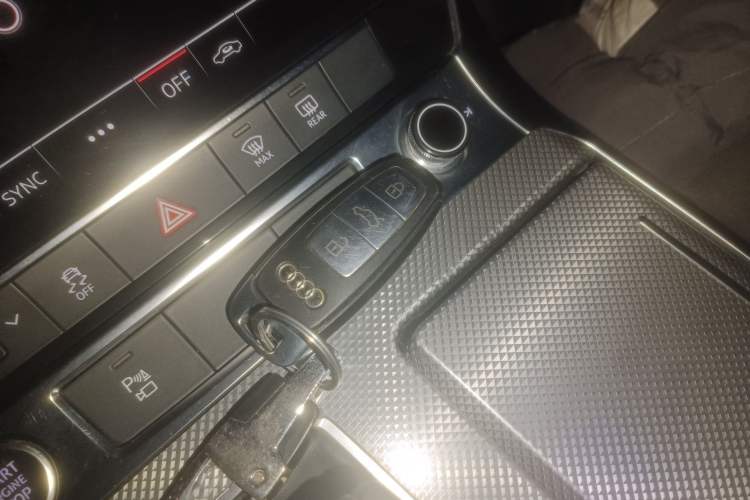 Used Audi A6L 2019 40 TFSI Luxury Dynamic Model
