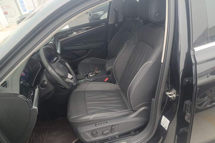 Used Volkswagen Passat 2022 330TSI Starry Luxury Edition
