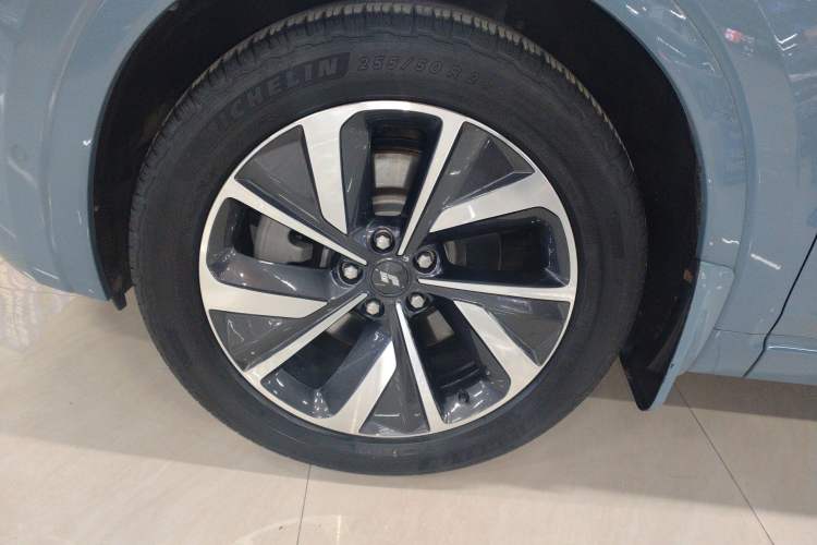 Used Li Auto ONE 2021 Extended-Range 6-Seater Version Exterior 4