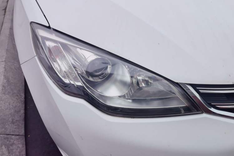 Used Roewe 360 2016 1.5L Manual Smart Screen Version
