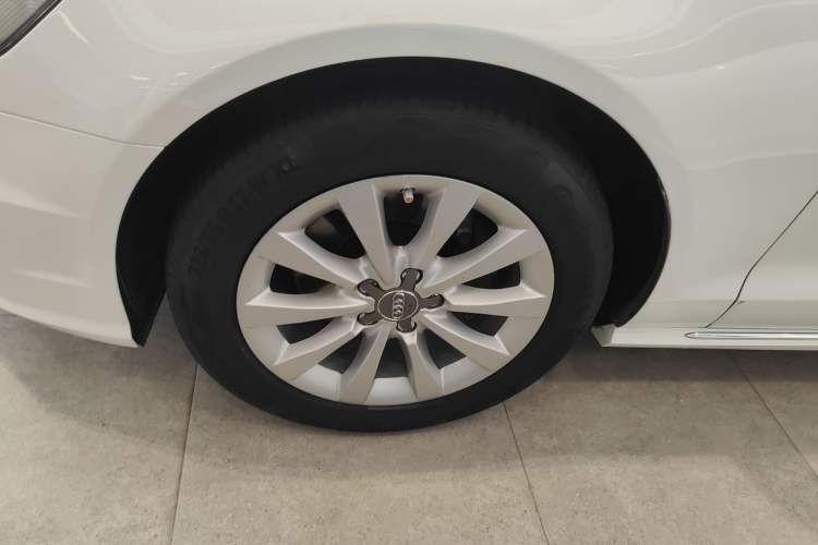 Used Audi A6L 2016 TFSI Technology Edition Left Front Wheel Hub