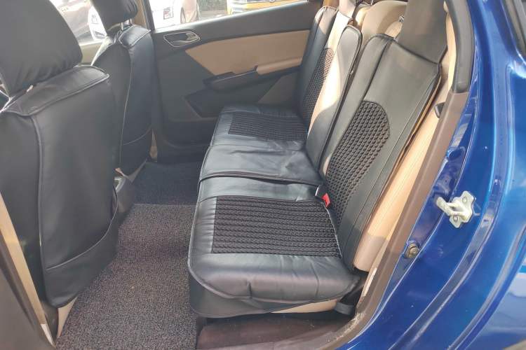 Used Baojun 310W 2017 1.5L Manual Comfort Version China V