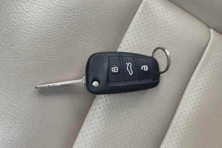 Used Chery Tiggo 3 2014 1.6L Manual Zhishang Edition
