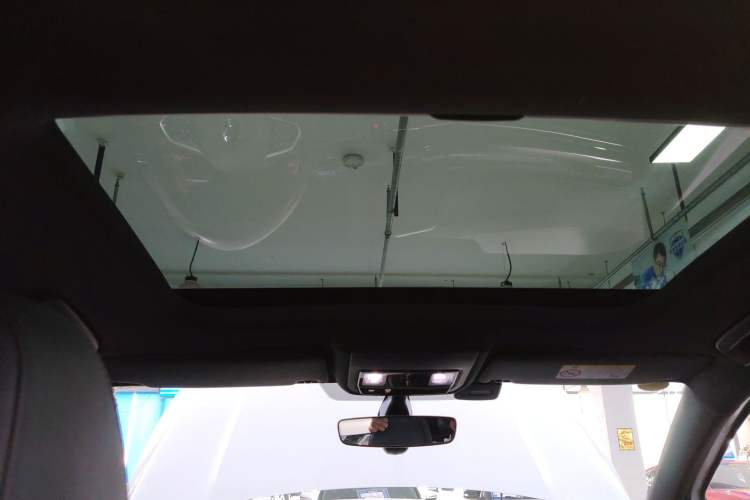 Used Volkswagen Golf 2023 Facelift 280TSI DSG R-Line Lite