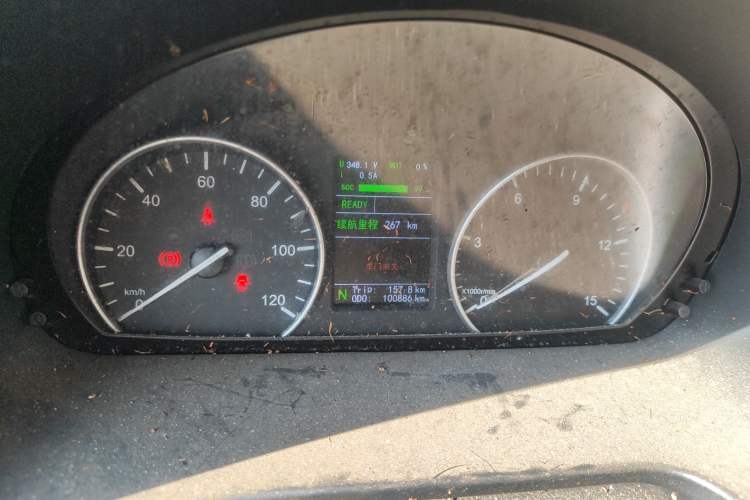 Used JMC E-Roadrunner 2023 E630 Van Base Model 41.86 kWh
