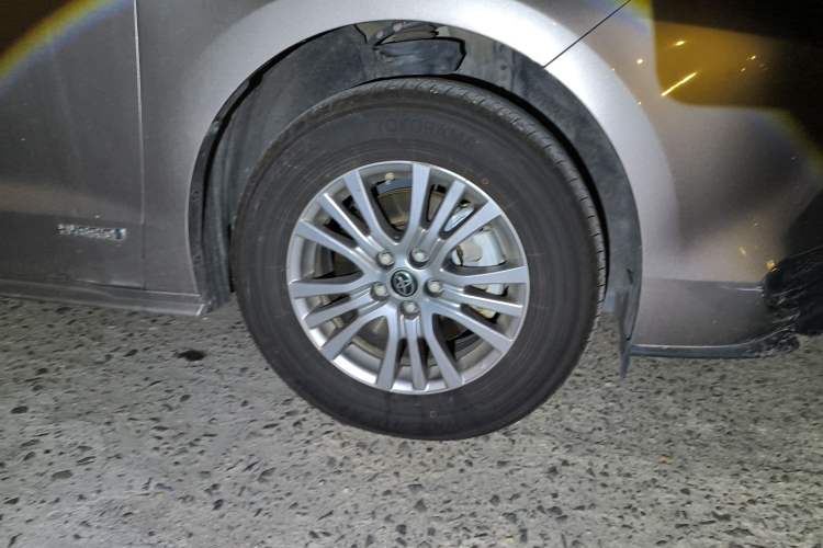 Used Toyota SIENNA 2021 2.5L Hybrid Comfort Edition