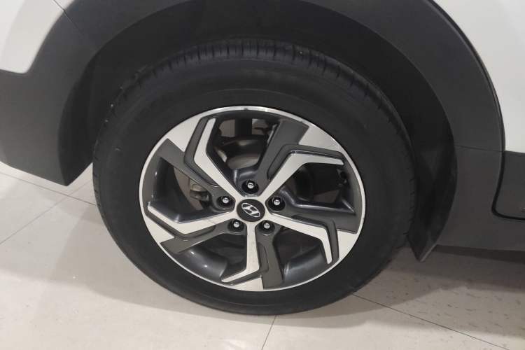 Used Hyundai ix25 2017 1.6L Automatic Smart Version
