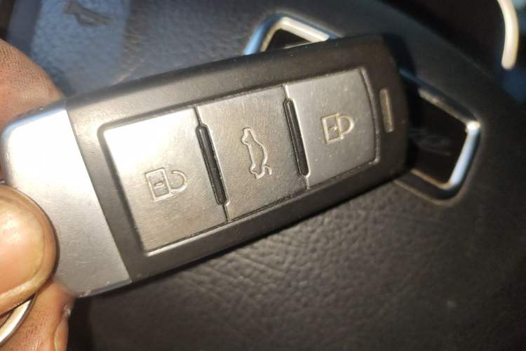 Used Zotye Domy X5 2015 1.5T Manual Luxury Version China IV Standard
