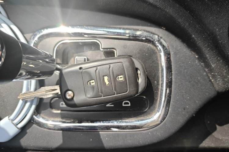 Used CHANGAN CS35 2015 1.6L Automatic Luxury Model China V Standard Vehicle Key