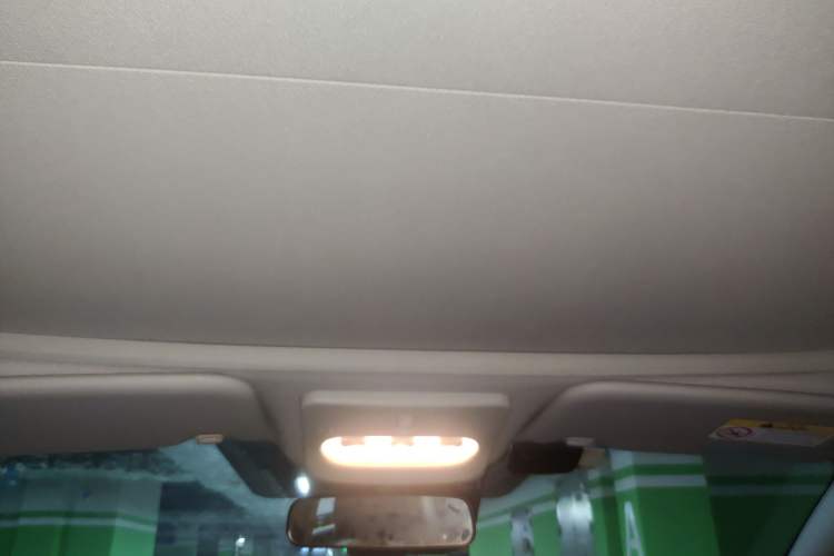 Used Nissan Qashqai 2022 2.0L CVT XV Premier Luxury Edition Headliner