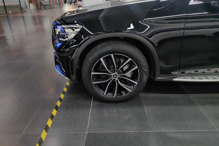 Used Mercedes-Benz GLC 2022 GLC 300 L 4MATIC Dynamic Model Exterior 4