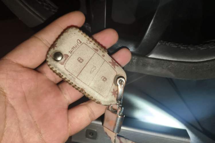 Used Volkswagen Sagitar 2021 280TSI DSG Excellence Edition Vehicle Key