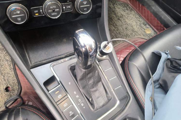 Used Volkswagen Bora Pure Electric 2020 Shan Model Gear Lever