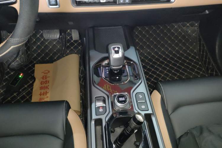 Used Geely Auto icon 2025 Linglong 1.5TD Ruyi Edition
