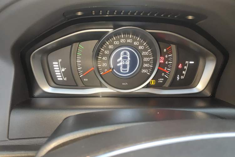 Used Volvo XC60 2014 T5 Zhiyi Edition
