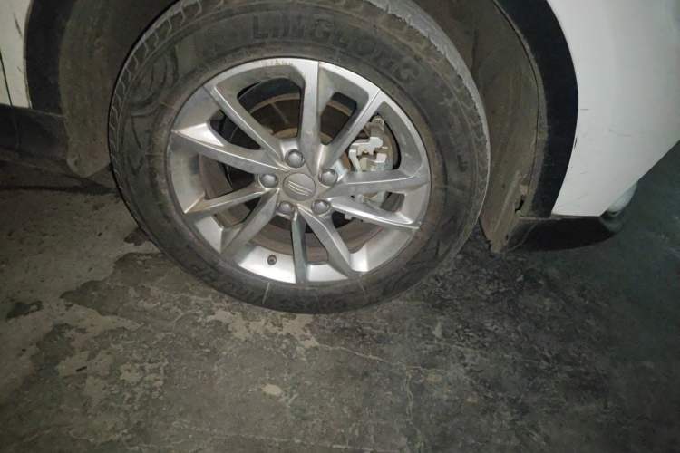 Used Geely Auto Coolray 2020 PRO 240T DCT Hunter Right Front Wheel Hub