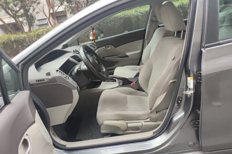 Used Honda Civic 2013 10th Anniversary 1.8L Automatic Comfort Version
