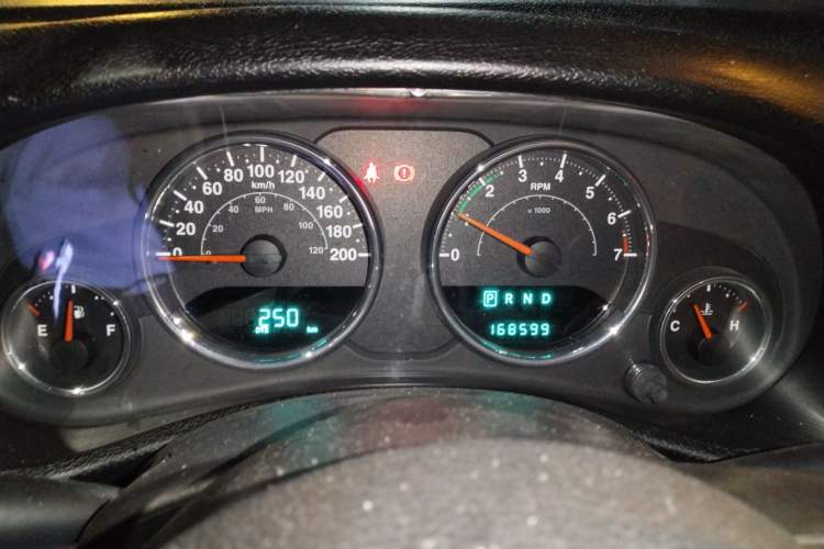 Used Jeep Wrangler 2013 3.6L Sahara Four-Door Edition
