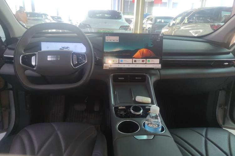 Used Geely Galaxy L6 2025 EM-i 140km Starship Edition
