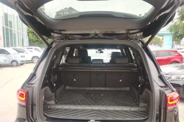 Used Mercedes-Benz GLB 2023 GLB 220 Fashion Model