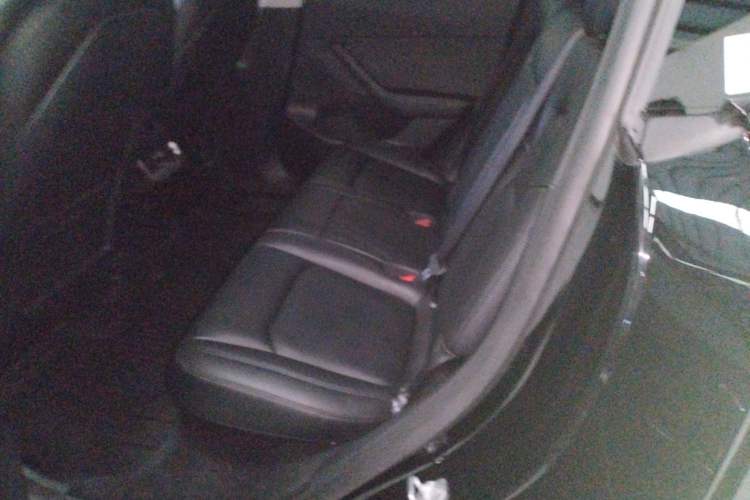 Used Tesla Model Y 2021 Long-Range All-Wheel-Drive Version 3D7