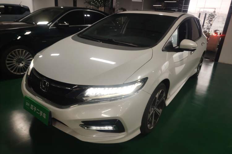 Used Honda Jade 2017 210 TURBO CVT Luxury Edition 5 Seats