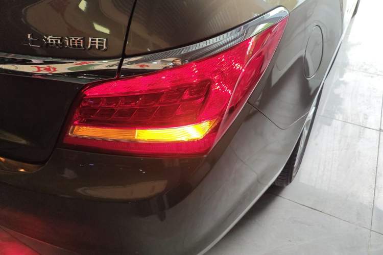 Used Buick LaCrosse 2013 2.4L SIDI Leading Comfort Version