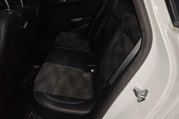 Used Buick GT 2014 XT 1.6L Automatic Fashion Edition