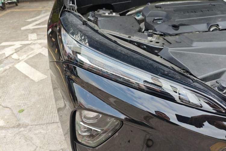 Used Buick Envision 2025 Encore Plus 28T Two-Wheel-Drive Platinum Edition