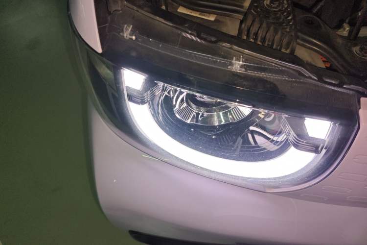 Used Chery QQ Ice Cream 2022 Pudding Model Right Front Headlight