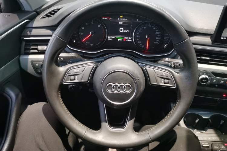 Used Audi A4L 2018 30th Anniversary Edition 40 TFSI Trendy Model