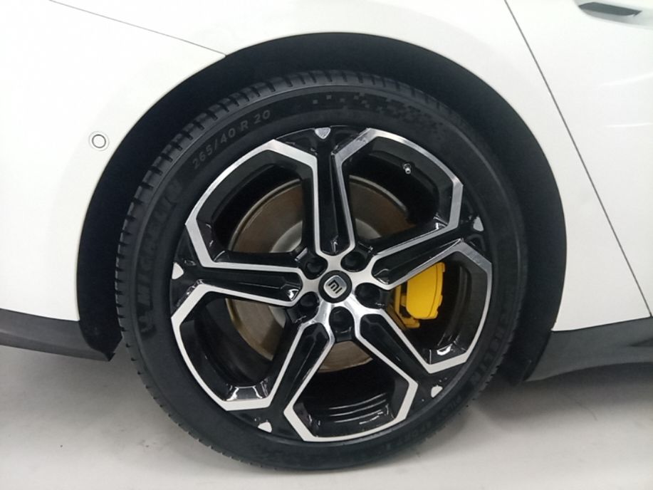 Xiaomi Auto SU7 2024 Four-Wheel Drive Ultra-Long Range Advanced Intelligent Driving Max Edition — снимка 11