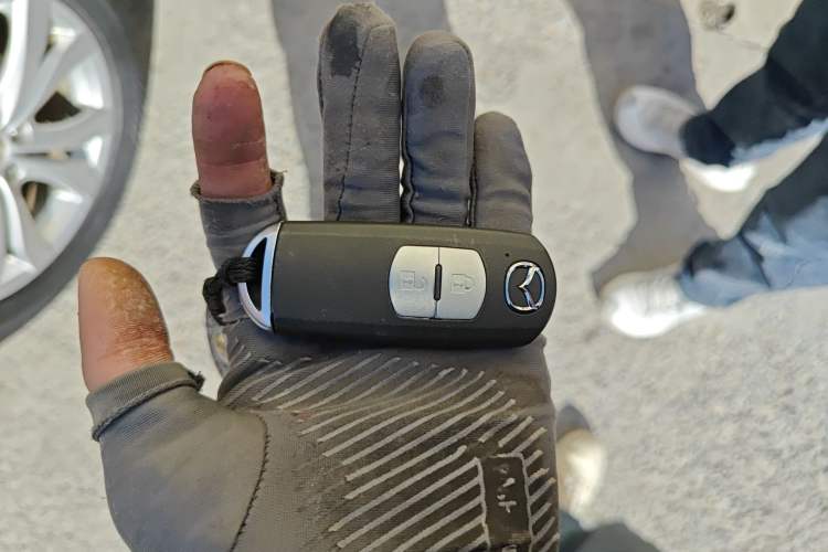 Used Mazda CX-7 2014 2.3T Smart All-Wheel Drive Supreme Edition Vehicle Key